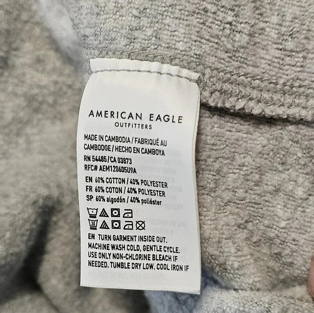 American Eagle Small Cropped Catskill Mountains G… - image 5